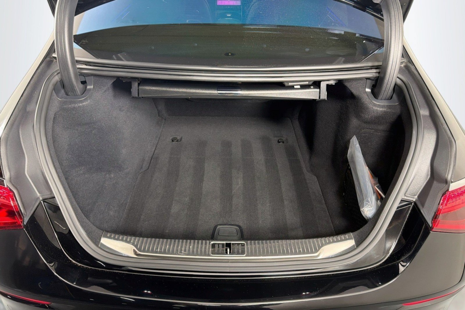 Certified 2022 Mercedes-Benz S 580 4MATIC Sedan image 27