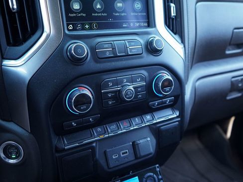 Used 2019 Chevrolet Silverado 1500 LT w/ Texas Edition image 8