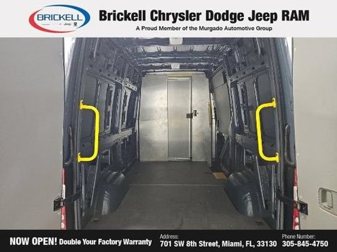 Used 2018 Mercedes-Benz Sprinter 2500 image 6