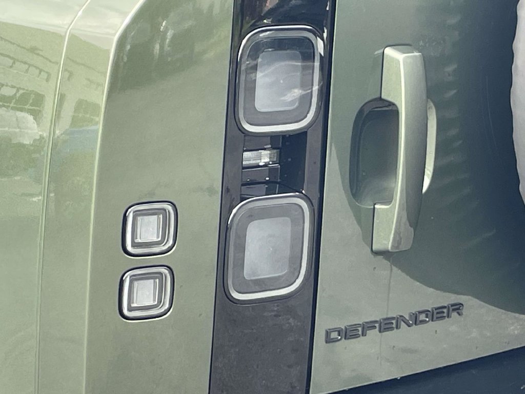 New 2026 Land Rover Defender 110 S AWD/4WD image 10