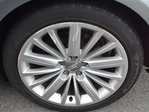 Used 2010 Audi A5 2.0T Premium image 31