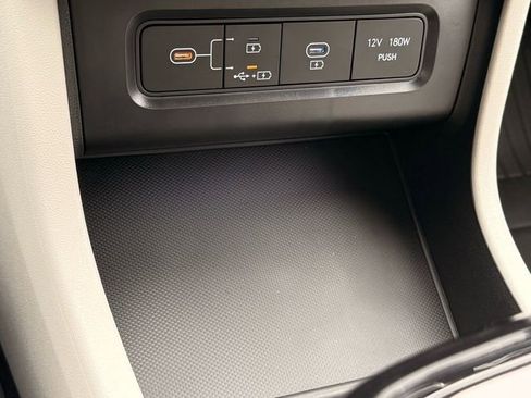 New 2026 Hyundai Tucson Limited image 23