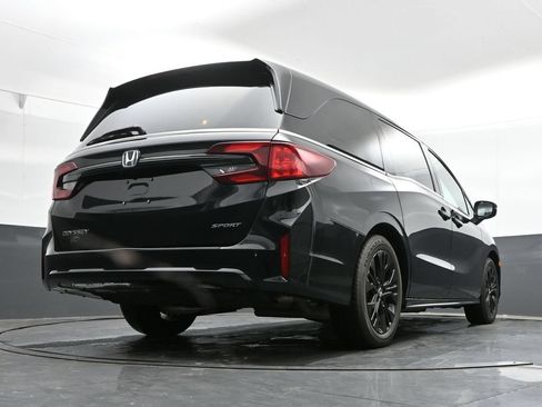 Used 2025 Honda Odyssey Sport-L image 43