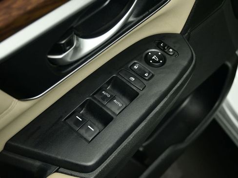 Used 2019 Honda CR-V Touring image 57