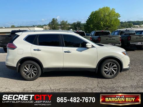 Used 2015 Nissan Rogue SL FWD image 4