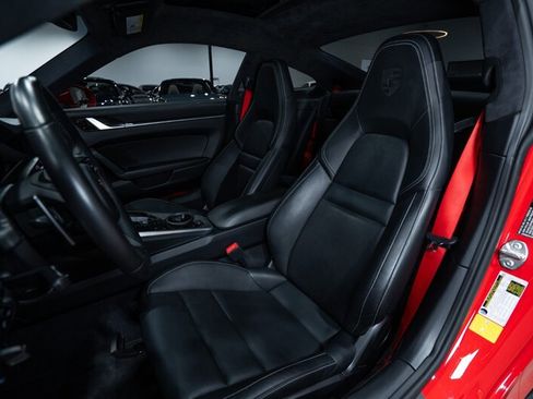 Used 2020 Porsche 911 Carrera S w/ Sport Package RWD image 20