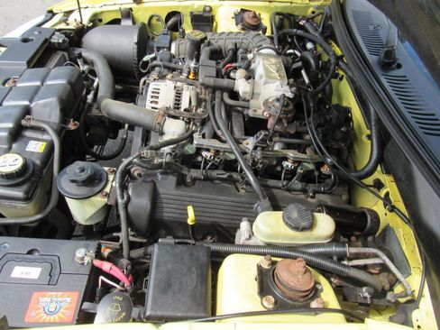 Used 2001 Ford Mustang GT RWD image 28