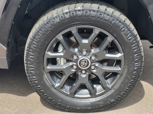 Used 2023 Toyota Tundra Platinum w/ Advanced Package image 8