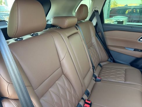 New 2026 Nissan Rogue Platinum AWD/4WD image 25