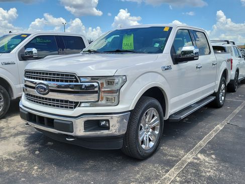Used 2018 Ford F150 Lariat w/ Equipment Group 502A Luxury AWD/4WD image 3