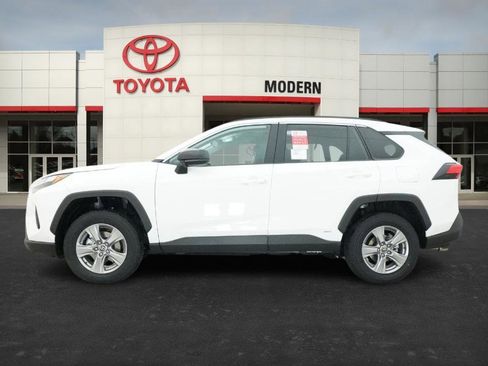 New 2025 Toyota RAV4 LE image 10