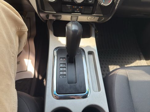 Used 2012 Ford Escape XLT AWD/4WD image 19
