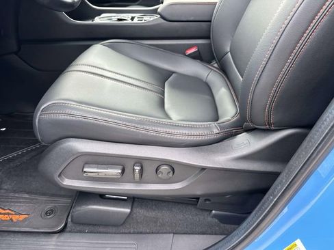 Certified 2025 Honda Pilot TrailSport image 18