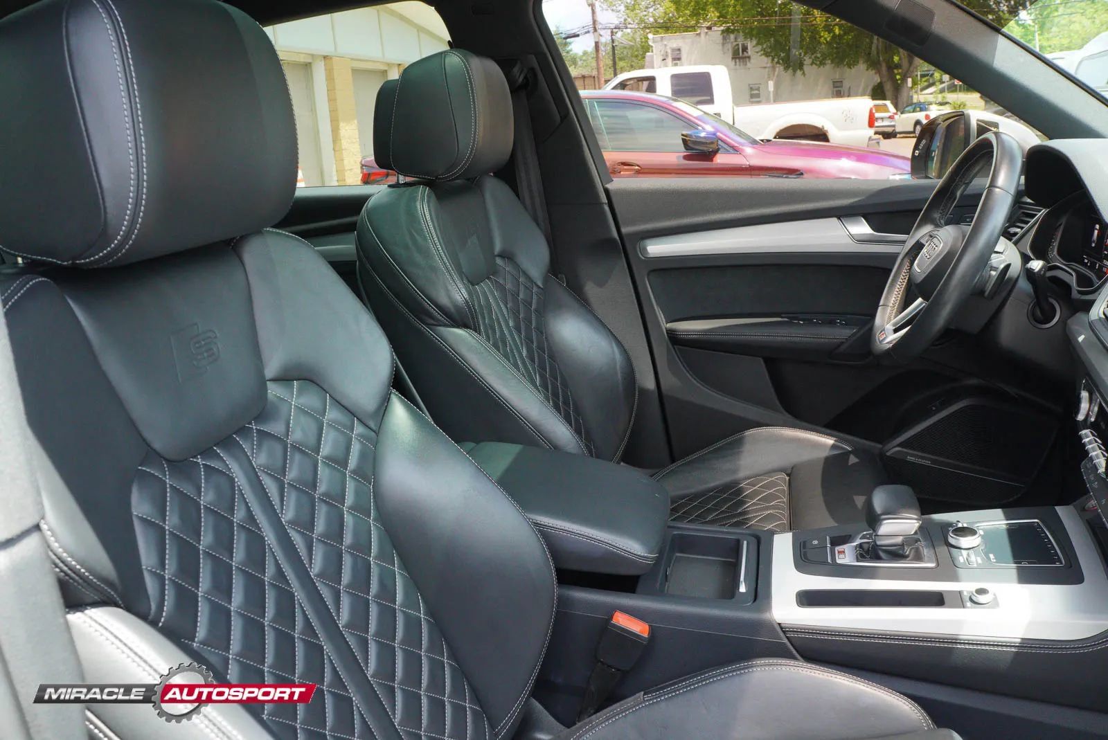 Used 2018 Audi SQ5 Premium Plus w/ Navigation Package AWD/4WD image 33