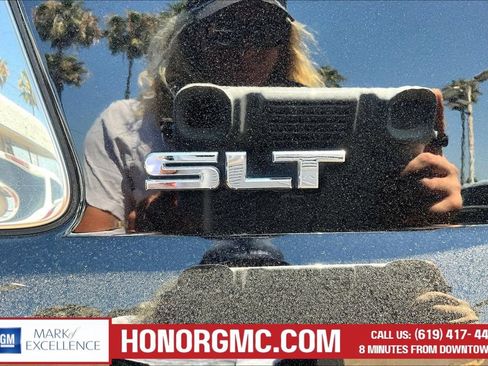 Used 2018 GMC Yukon SLT AWD/4WD image 20