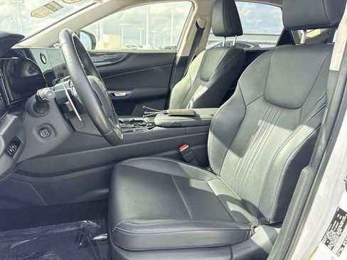 Certified 2025 Lexus NX 250 FWD w/ Towing Package (2000 Lbs) image 11