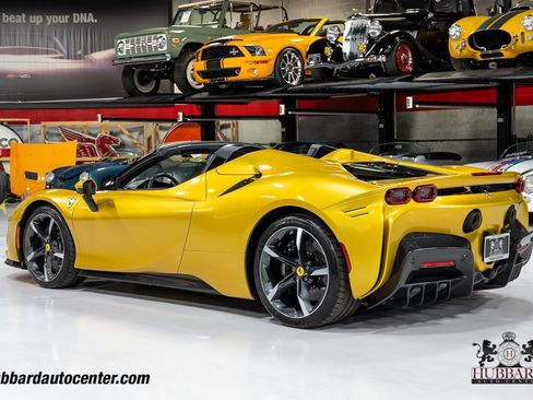 Used 2024 Ferrari SF90 Spider AWD/4WD image 7
