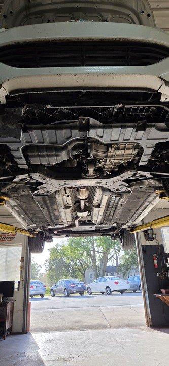 Used 2011 Hyundai Elantra GLS w/ Preferred Equipment Pkg 3 FWD image 39