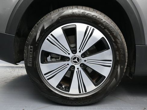 Used 2023 Mercedes-Benz EQB 250+ 250+ w/ Exclusive Package image 13