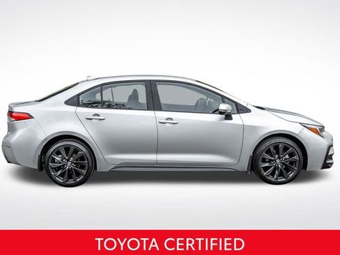 Certified 2023 Toyota Corolla SE w/ Carpet Mat Package (TMS) FWD image 4