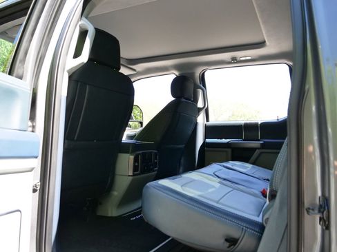 Used 2022 Ford F250 Limited AWD/4WD image 42