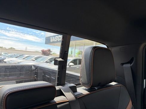 New 2026 GMC Canyon AT4 w/ Nightfall Edition AWD/4WD image 39