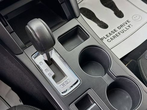 Used 2018 Subaru Outback 2.5i Premium image 16