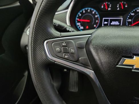 Used 2019 Chevrolet Malibu LT FWD image 16