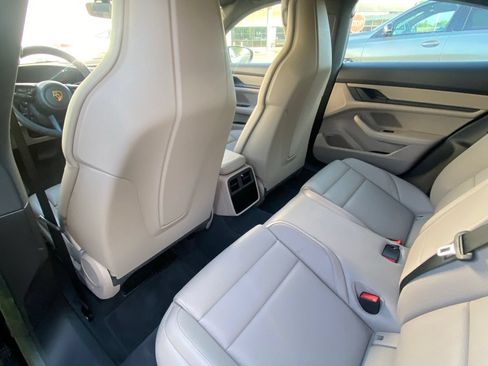 Used 2022 Porsche Taycan RWD image 12