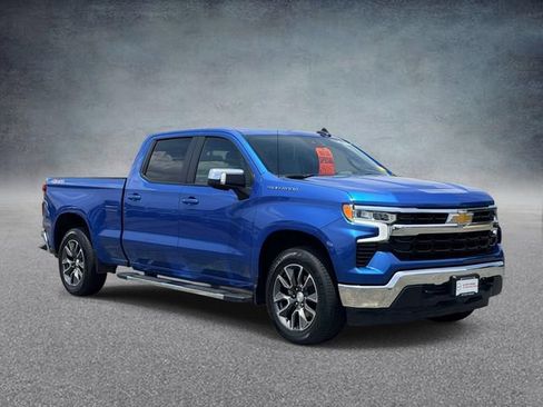 Used 2024 Chevrolet Silverado 1500 LT w/ Safety Package AWD/4WD image 1