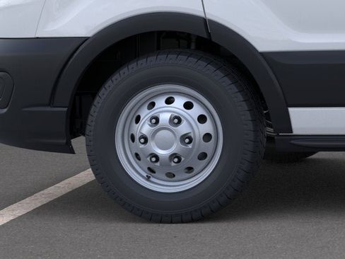 New 2026 Ford Transit 250 148 Medium Roof Extended AWD image 19