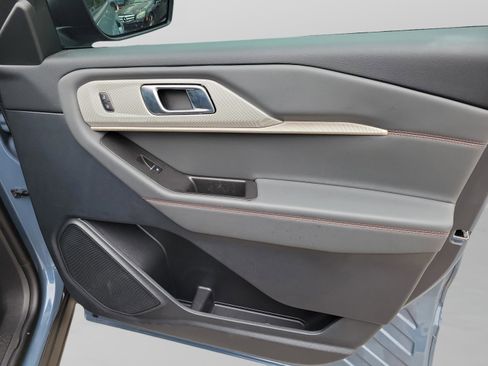 New 2026 Ford Explorer Active image 28