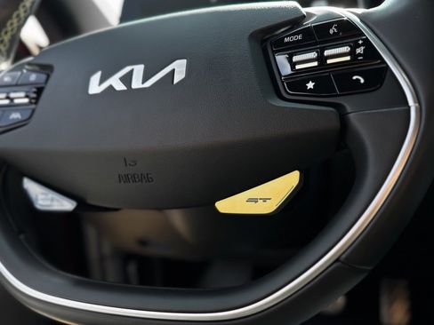 Used 2023 Kia EV6 GT image 20