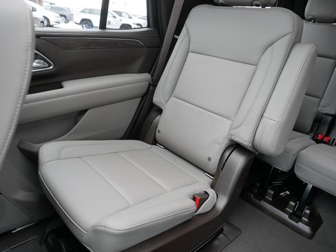 Used 2021 Chevrolet Tahoe LT image 12