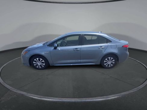 Certified 2021 Toyota Corolla LE w/ Carpet Mat Package (TMS) FWD image 5
