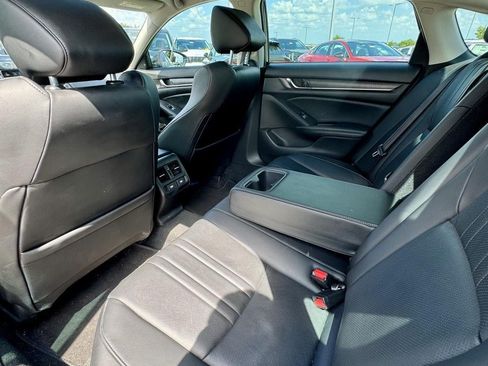 Used 2022 Honda Accord EX-L image 11