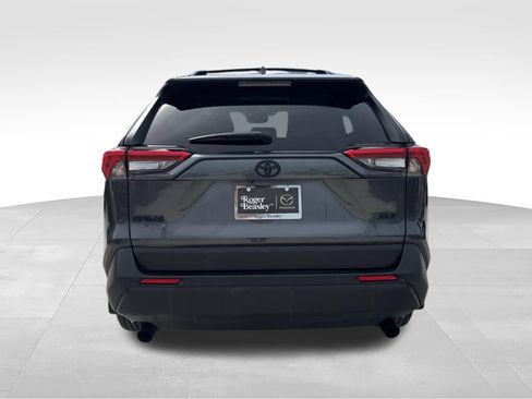 Used 2025 Toyota RAV4 XLE FWD image 6