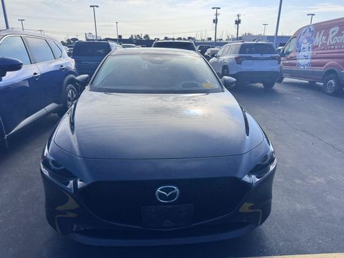 Used 2025 MAZDA MAZDA3 2.5 S Hatchback w/ Premium Pkg FWD image 2