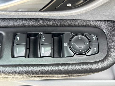 Used 2020 GMC Terrain SLT w/ Preferred Package AWD/4WD image 16