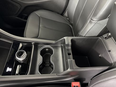 New 2025 Jeep Grand Cherokee Limited w/ Luxury Tech Group II image 22