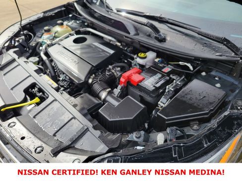 Certified 2025 Nissan Rogue SV image 24