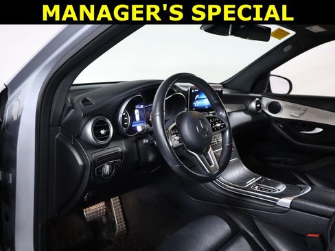 Used 2022 Mercedes-Benz GLC 300 4MATIC image 38