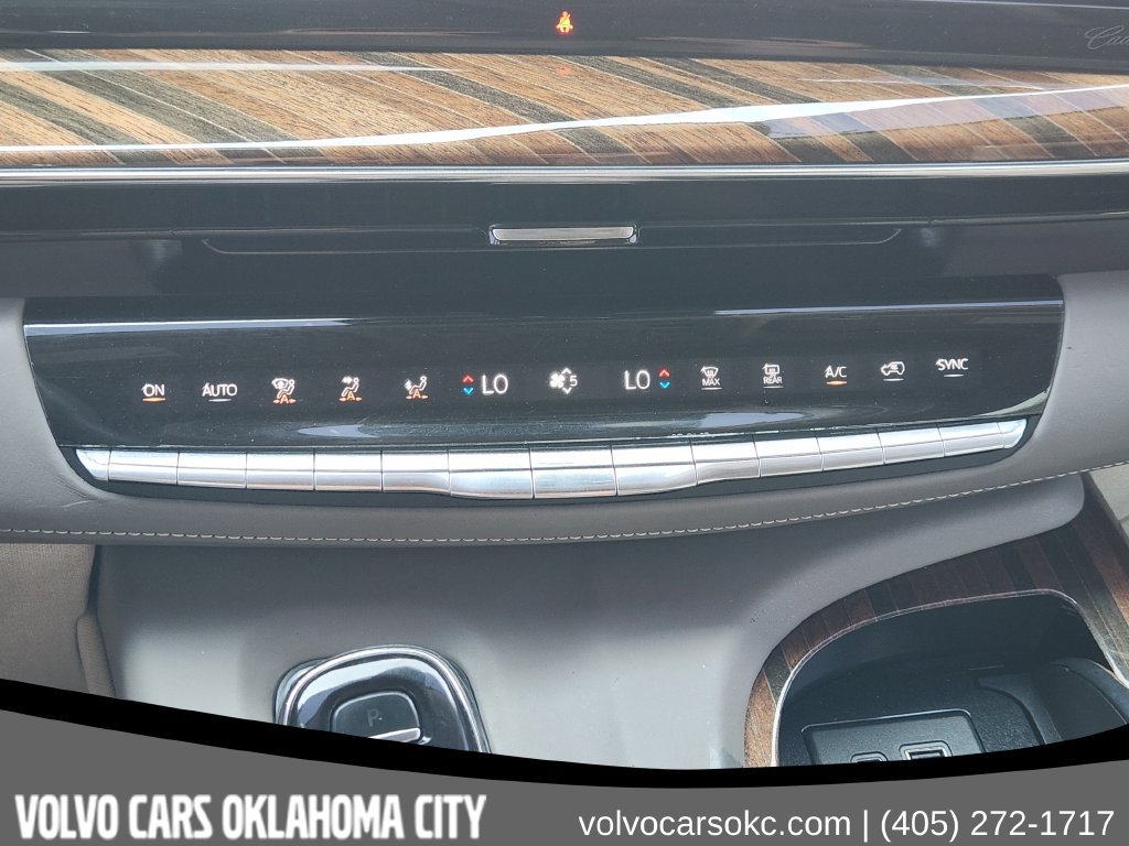 Used 2023 Cadillac Escalade ESV Premium Luxury Platinum AWD/4WD image 15