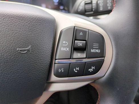 Certified 2026 Ford Explorer Active RWD image 31