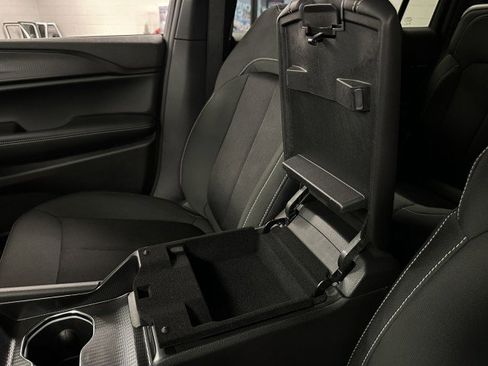 New 2025 Jeep Grand Cherokee L Laredo w/ Luxury Tech Group I image 31