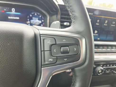 Used 2023 Chevrolet Silverado 1500 LTZ AWD/4WD image 23