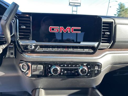 New 2026 GMC Sierra 2500 SLT w/ SLT Premium Package AWD/4WD image 34