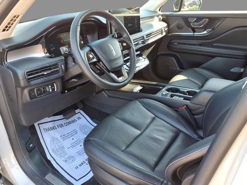 Used 2024 Lincoln Corsair Reserve w/ Jet Appearance Package image 4