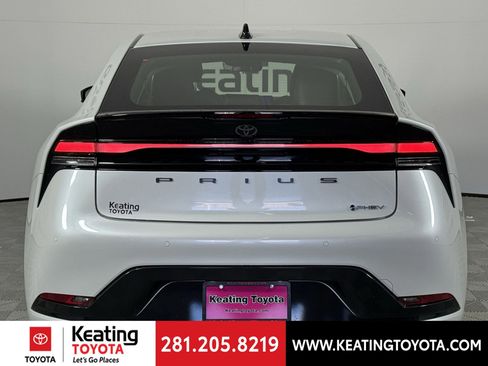 New 2026 Toyota Prius Plug-In Hybrid image 7