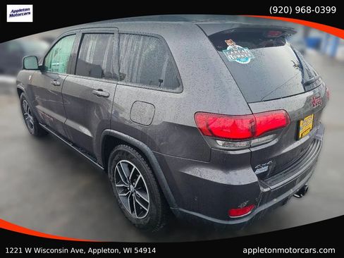 Used 2018 Jeep Grand Cherokee Trailhawk w/ Trailhawk Luxury Group image 10